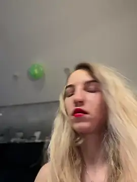 Adelina0001 online show from 02-19-25, 02:12