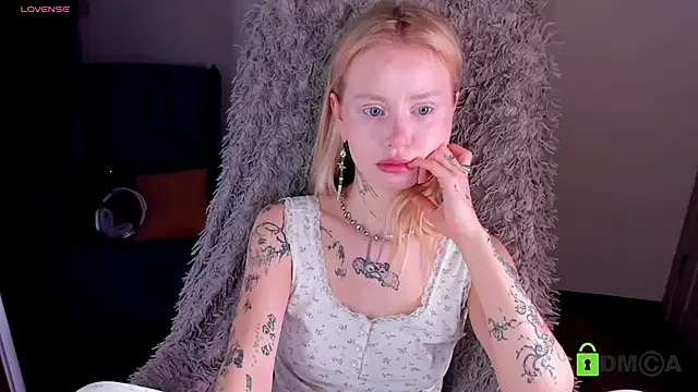 MalenaErnman online show from 01-08-25, 10:37