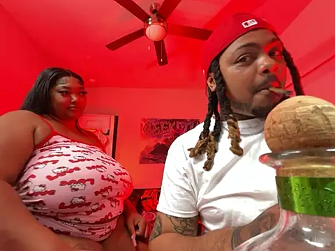 4EVAGLACIERS online show from 03-10-26, 06:28