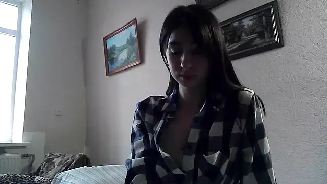 ElizaSwon online show from 04-14-26, 03:50