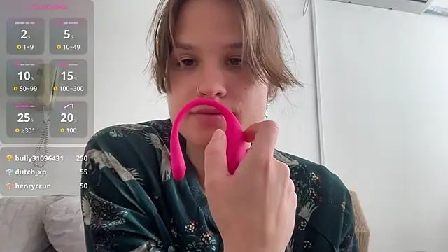 Your Hand In mine online show from 09-22-25, 06:25