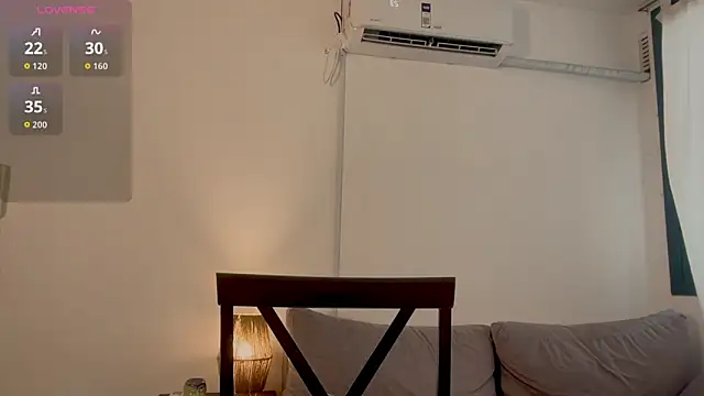 Your Hand In mine online show from 12-21-25, 09:48