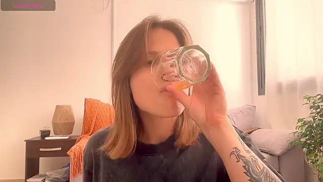 Your Hand In mine online show from 11-16-25, 06:34