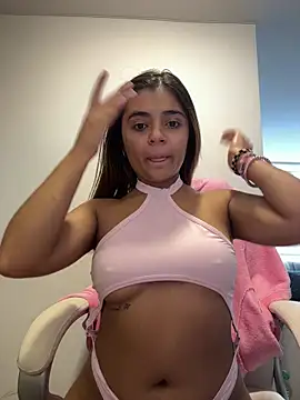 Snapshot of pamell_col chatting on 02-23-26, 07:14 pamell col online show from 02-23-26, 07:14