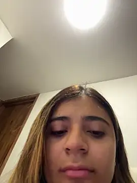 Snapshot of pamell_col chatting on 02-05-26, 10:33 pamell col online show from 02-05-26, 10:33