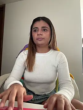 Snapshot of pamell_col chatting on 03-17-26, 03:26 pamell col online show from 03-17-26, 03:26