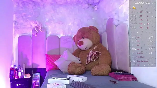 puca ebony online show from 11-27-25, 07:36