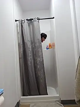 Iliketocooksquirt25 online show from 12-18-25, 02:05