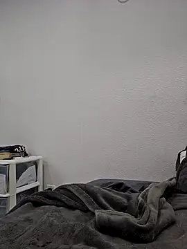 Iliketocooksquirt25 online show from 09-17-25, 03:08