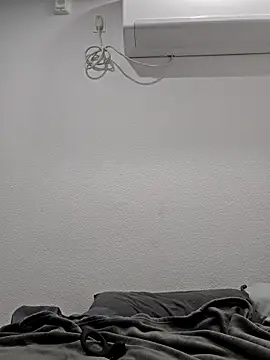 Iliketocooksquirt25 online show from 12-15-25, 11:42