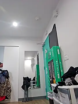 Iliketocooksquirt25 online show from 09-28-25, 04:19