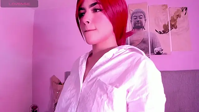 Im Scarlet online show from 03-22-25, 06:03