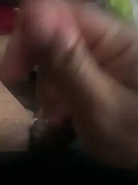 Snapshot of Youns98 chatting on 04-05-26, 04:52 Youns98 online show from 04-05-26, 04:52