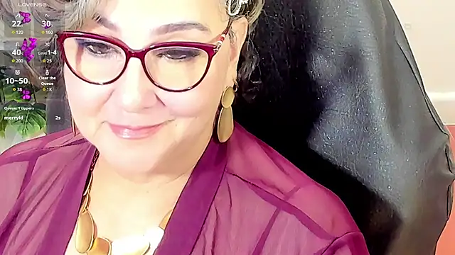 Snapshot of cataleya_mom chatting on 02-21-26, 08:49 cataleya mom online show from 02-21-26, 08:49