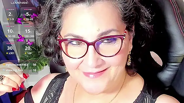 cataleya mom online show from 10-26-25, 01:44