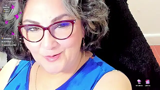 cataleya mom online show from 11-17-25, 03:10