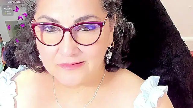 cataleya mom online show from 11-22-25, 03:00