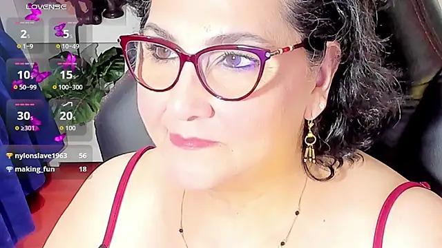 cataleya mom online show from 10-27-25, 04:46