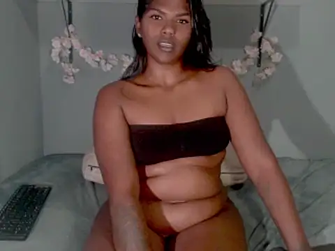 Sexykitten147 online show from 09-28-25, 10:50