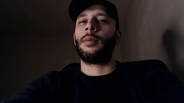 henryaxe online show from 12-21-25, 01:52