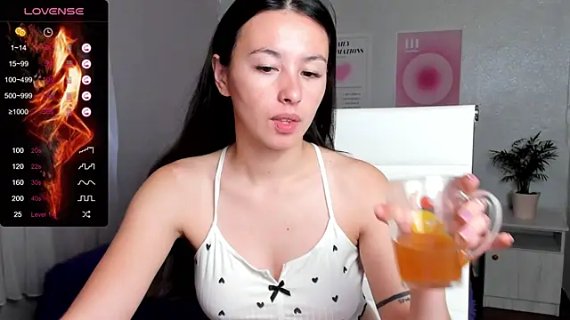 Geisha Anna online show from 09-24-25, 05:03