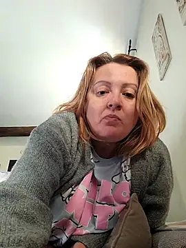 lady charlyne online show from 11-04-25, 09:24