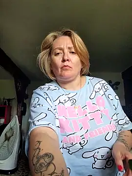 Snapshot of lady_charlyne chatting on 05-05-26, 08:39 lady charlyne online show from 05-05-26, 08:39
