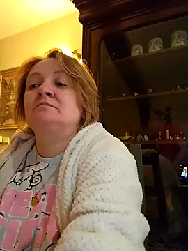 Snapshot of lady_charlyne chatting on 04-07-26, 06:10 lady charlyne online show from 04-07-26, 06:10