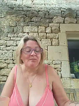 lady charlyne online show from 07-11-26, 07:52