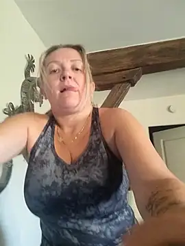 lady charlyne online show from 02-26-25, 09:33