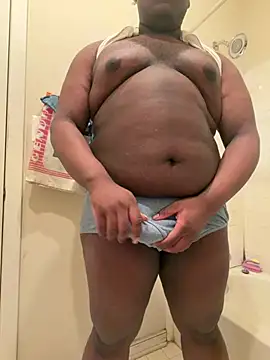 Snapshot of crackedthickcock chatting on 01-11-26, 07:04 crackedthickcock online show from 01-11-26, 07:04