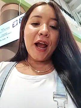 alexa pariss online show from 02-28-26, 08:19