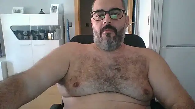 templar2303 online show from 10-27-25, 01:01