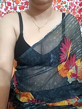 Snapshot of Priya_Boudi chatting on 02-17-26, 06:05 Priya Boudi online show from 02-17-26, 06:05