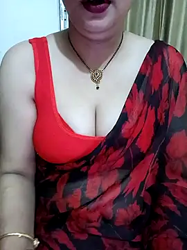 Snapshot of Priya_Boudi chatting on 02-08-25, 05:08 Priya Boudi online show from 02-08-25, 05:08