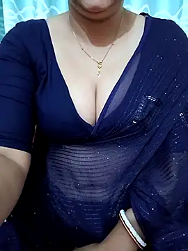 Snapshot of Priya_Boudi chatting on 03-05-25, 05:39 Priya Boudi online show from 03-05-25, 05:39