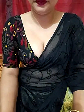 Snapshot of Priya_Boudi chatting on 03-11-25, 04:40 Priya Boudi online show from 03-11-25, 04:40