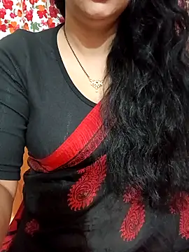 Snapshot of Priya_Boudi chatting on 02-25-26, 05:57 Priya Boudi online show from 02-25-26, 05:57