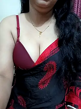 Snapshot of Priya_Boudi chatting on 09-19-25, 06:34 Priya Boudi online show from 09-19-25, 06:34