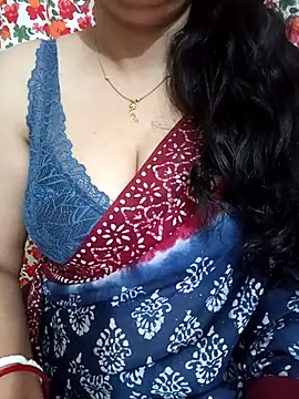 Snapshot of Priya_Boudi chatting on 02-10-26, 05:56 Priya Boudi online show from 02-10-26, 05:56