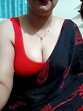Snapshot of Priya_Boudi chatting on 03-19-25, 04:02 Priya Boudi online show from 03-19-25, 04:02