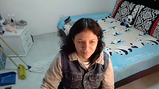 Snapshot of soniafuckboobs chatting on 02-25-26, 12:16 soniafuckboobs online show from 02-25-26, 12:16