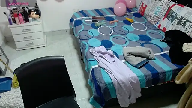 soniafuckboobs online show from 04-15-26, 12:32