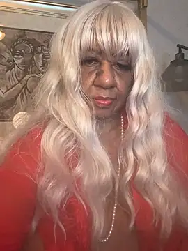 BreanaDivine online show from 03-22-26, 05:32