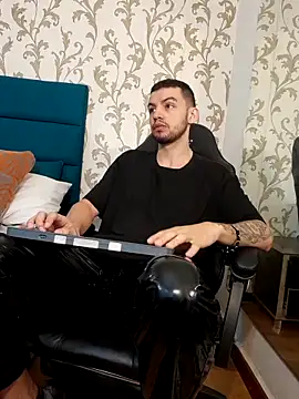 Michael magno online show from 02-07-26, 01:08