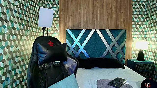 Michael magno online show from 11-13-25, 03:05