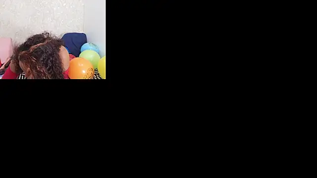 Snapshot of sofi_balvin chatting on 09-17-25, 07:27 sofi balvin online show from 09-17-25, 07:27