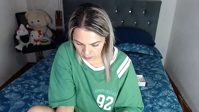 Chantal hott online show from 03-04-26, 08:05