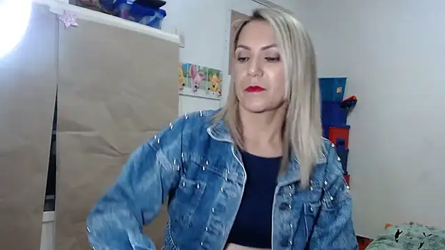 Chantal hott online show from 01-10-26, 07:53