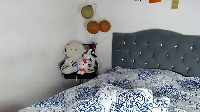 Chantal hott online show from 02-19-26, 08:39